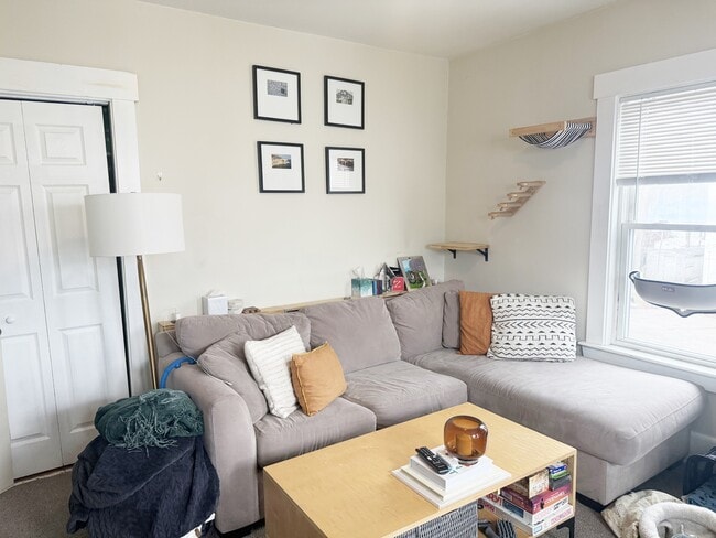 Photo - 37 Prospect Street Ave Unit 2