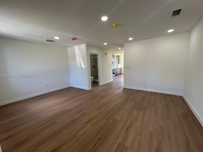 Photo - 19442 SW 125th Ave