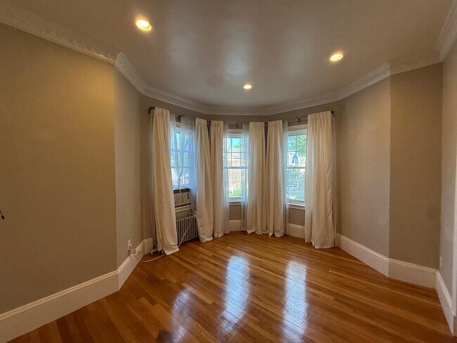 Photo - 11 Beech St Unit 2