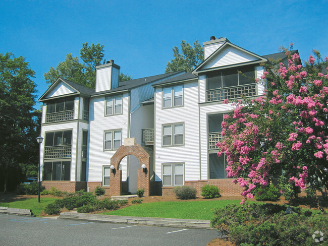 Building Photo - Westbury Mews Rental