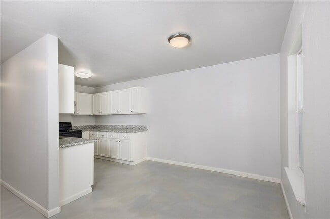 638 Luke St