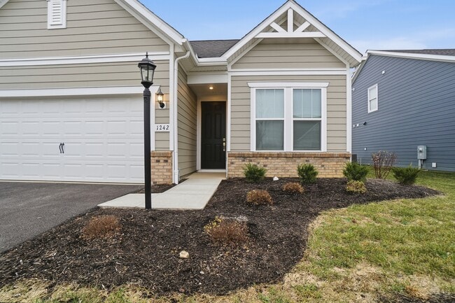 Photo - 1242 Fairstone Dr