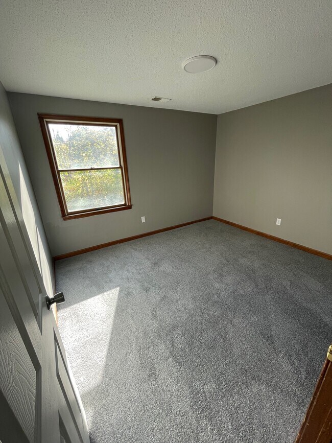 Smaller Bedroom