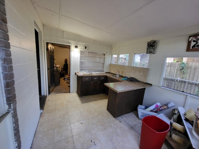 Photo - 314 Tweed Ave