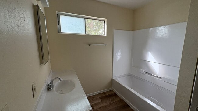 Photo - 1 Bedroom Apartment for Rent