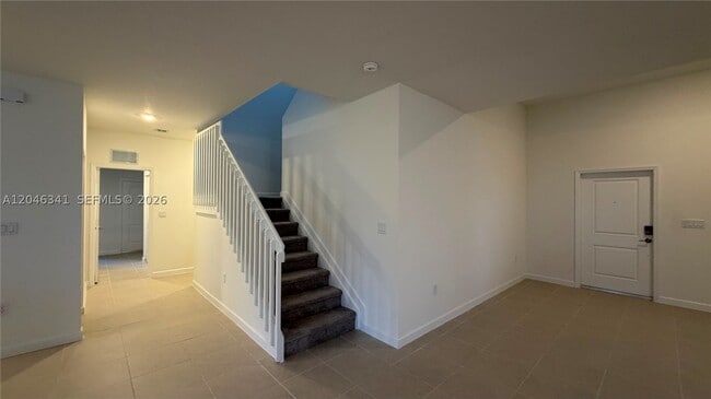 Photo - 2475 SE 29th Dr