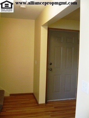 Building Photo - 2902 W Villard St Unit A