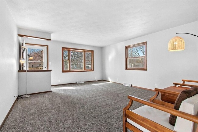 Photo - 1730 S Madison St