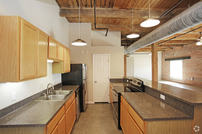 Interior Photo - Lofts at 415