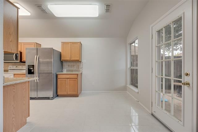 Photo - 2933 Wicker Way