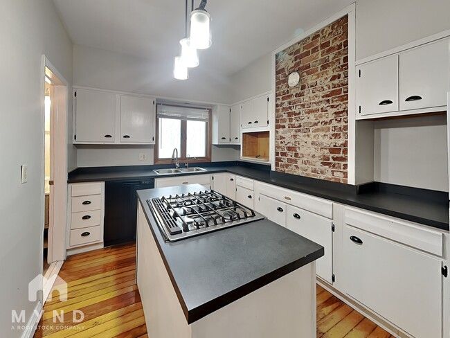 Photo - 215 Wilson Ave