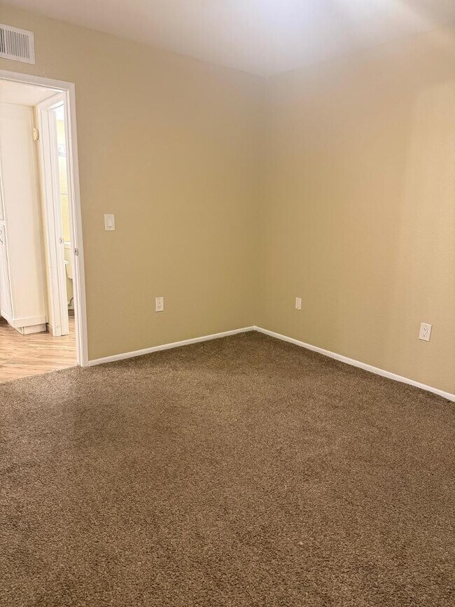 Photo - 461 W Holmes Ave Unit 150