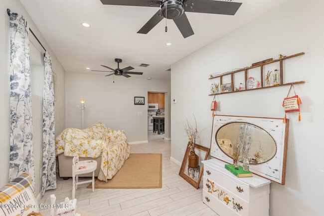 Photo - 2283 Kentucky Ave