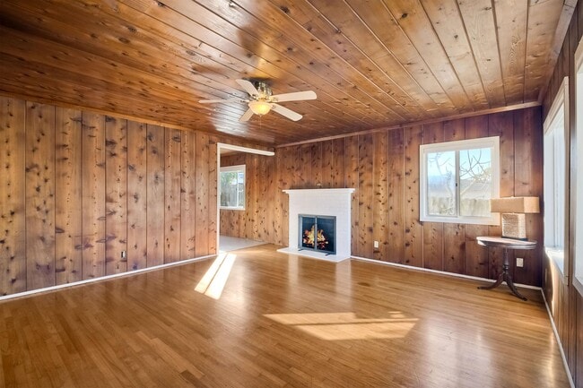 Photo - 721 Arden Dr