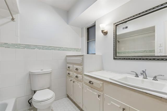 Photo - 6311 E Lovers Ln