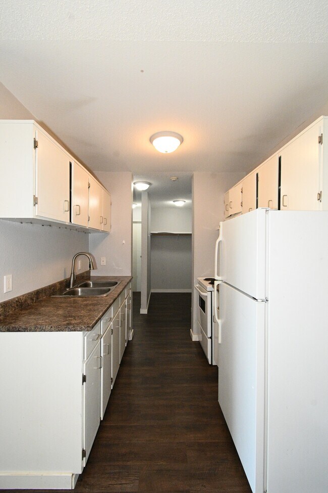 4280 Quentin Ave Unit 202