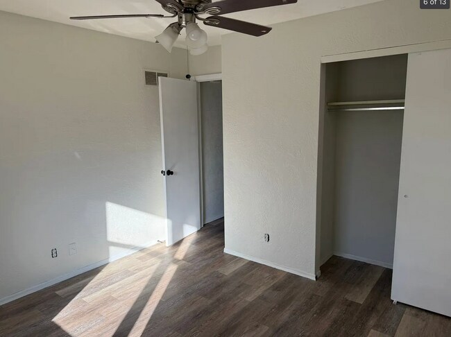 Photo - 2901-2903 Tepee Ave