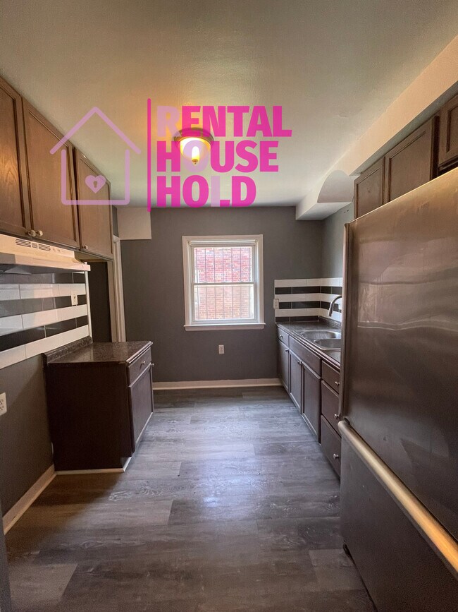 Photo - 10575 Beaconsfield St