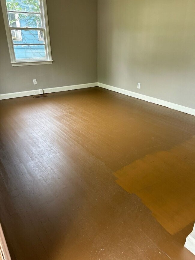 Two Bedroom One Bath House in Winston Salem House Rental in Winston