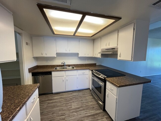 Photo - Upstairs 2 Bedroom 2 Bath In Mesa!