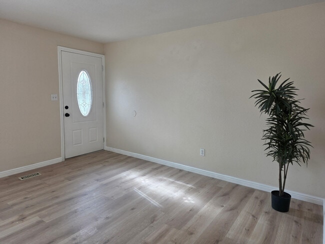 Photo - 3264 W 4700 S