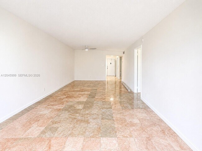 Photo - 6080 NW 44th St Unidad 410
