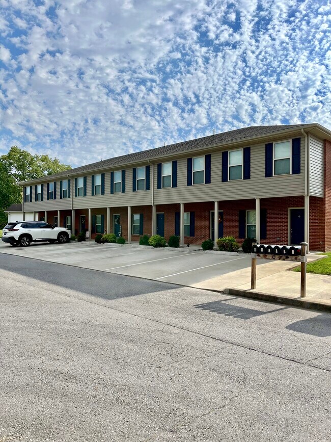 Photo - 85 Melrose Dr