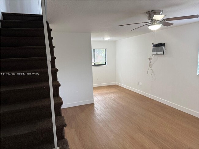 Photo - 180 NE 71st St Unidad 5