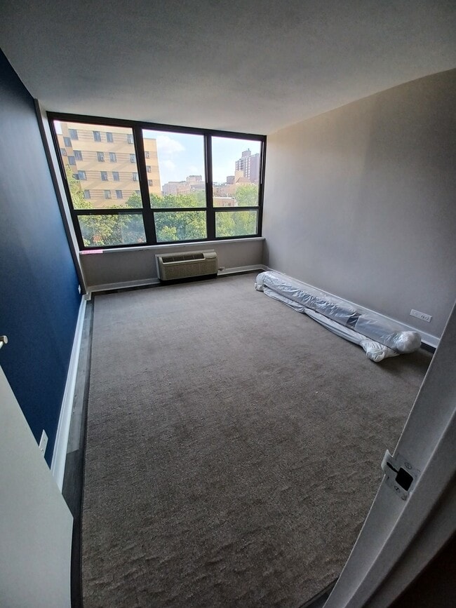 Photo - 5100 N Marine Dr Unit 9J