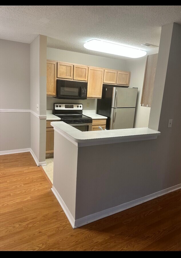 Photo - 2011 N Highway 17 Unit 2200