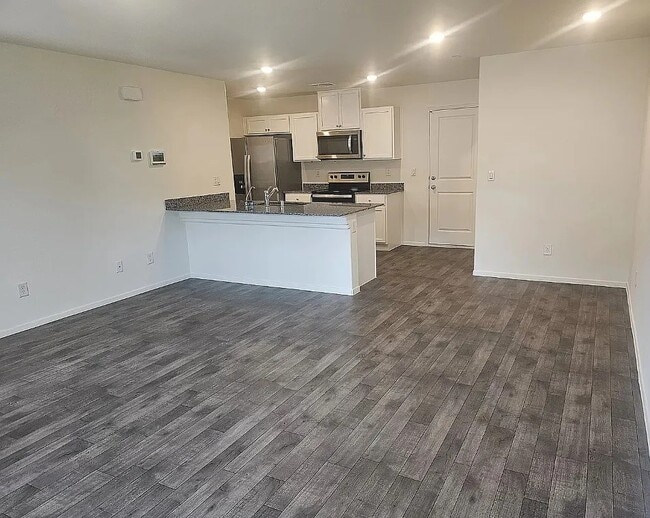 Photo - 1138 Meadow Sparrow Pl