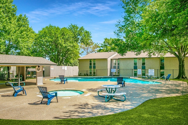 Photo - Spring Valley Apartments
