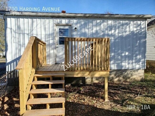 Photo - 1700 Harding Ave