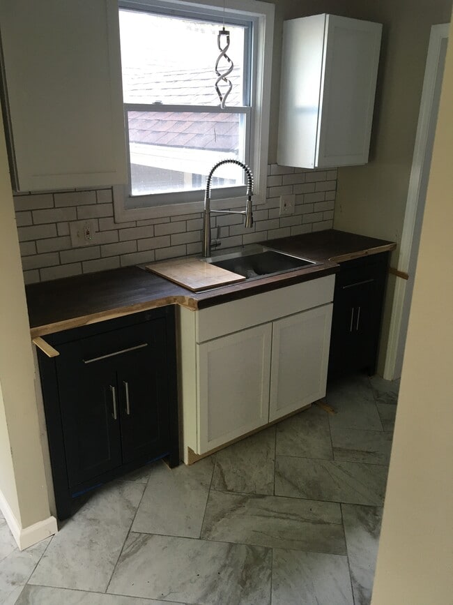 Photo - 20266 McCormick St