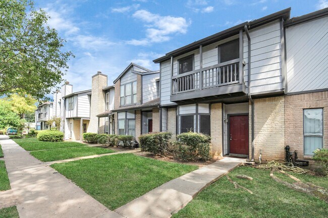 Photo - 12400 Brookglade Cir Unidad 47