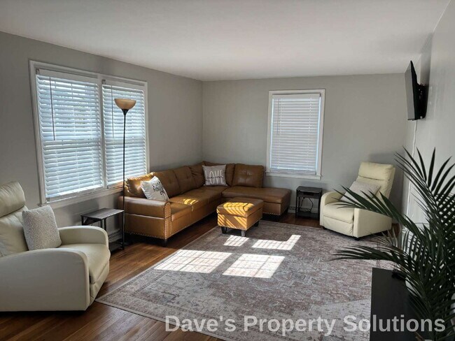 Photo - Experience Effortless Living in Beautiful Red Brick Ranch