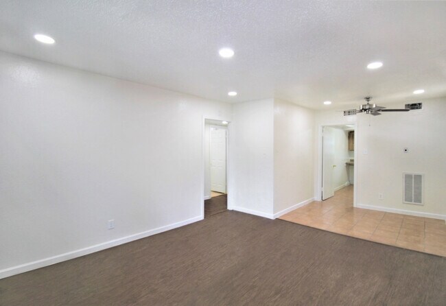 Photo - Long Point Plaza