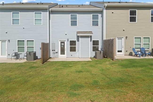 Photo - 11640 Mendenhall Ct