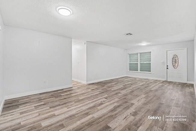 Photo - 22257 Yonkers Ave