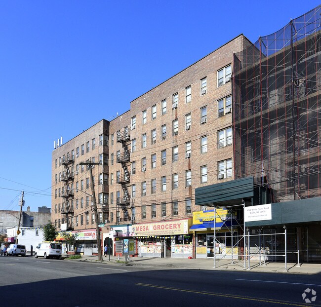 Photo - 4753-4759 White Plains Rd