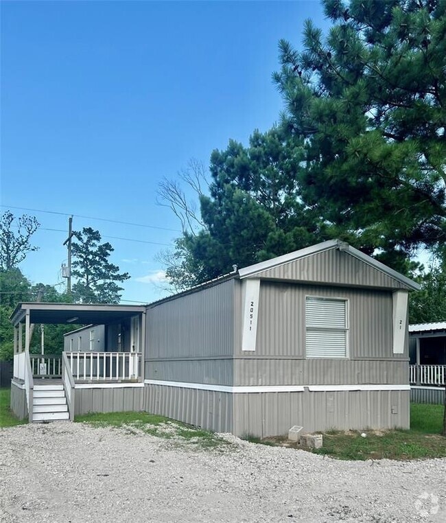Building Photo - 20511 N Navasota St Rental