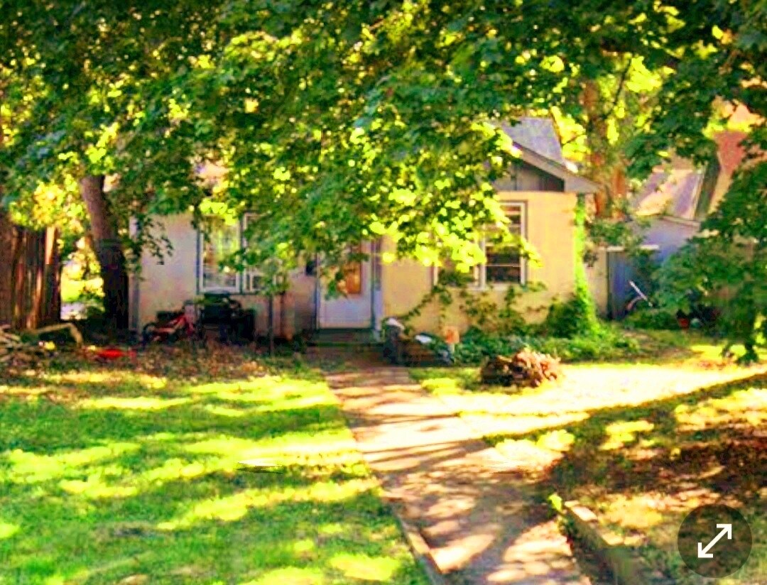 Photo - 866 22nd Ave SE House