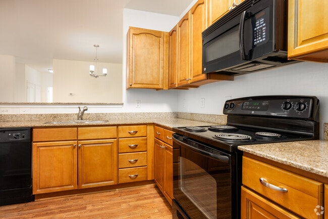 3BR, 2BA - 1319SF - Kitchen
