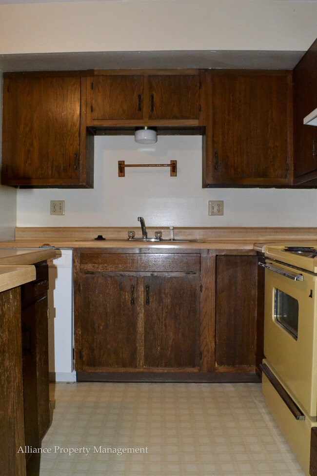 Photo - 1722 Houston St Unit 01 Upper