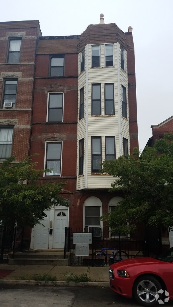Building Photo - 1340 W 18th Pl Unit 2F Rental