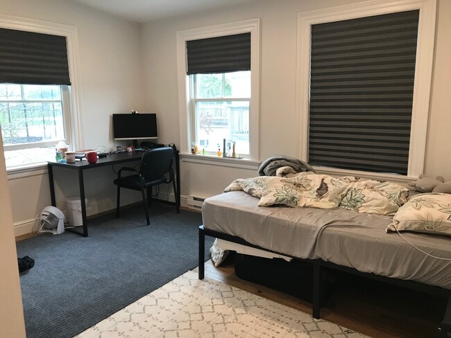 Photo - 21 Renfrew St Unit 21-1