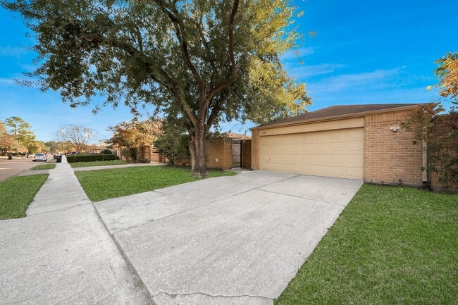 Photo - 2471 Falls Church Dr