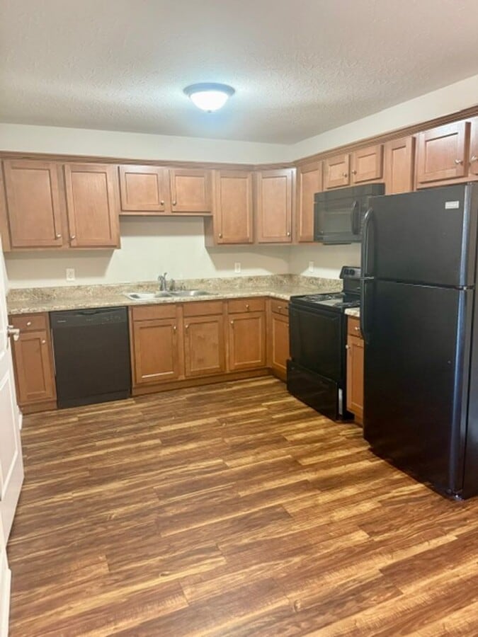 Photo - 272 Audley Ave Unit B11
