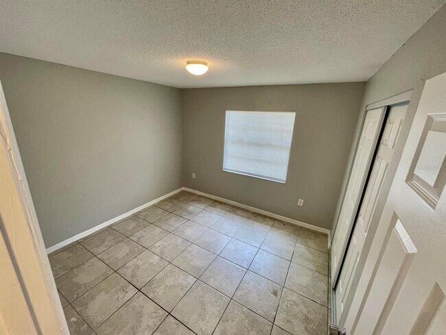 Photo - 1700 Birchwood Cir