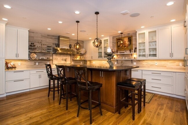 Building Photo - 1 Winter Pl Unit 1